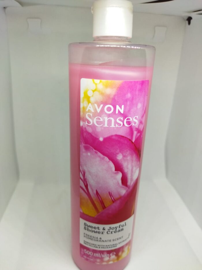 Avon Senses Sweet: Indulge in a Sweet Floral Fragrance - Image 3